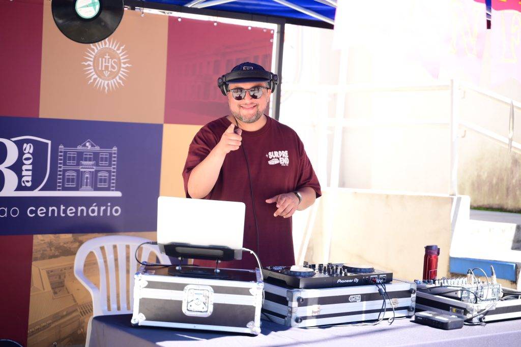 Rua de Lazer - 98 ANOS