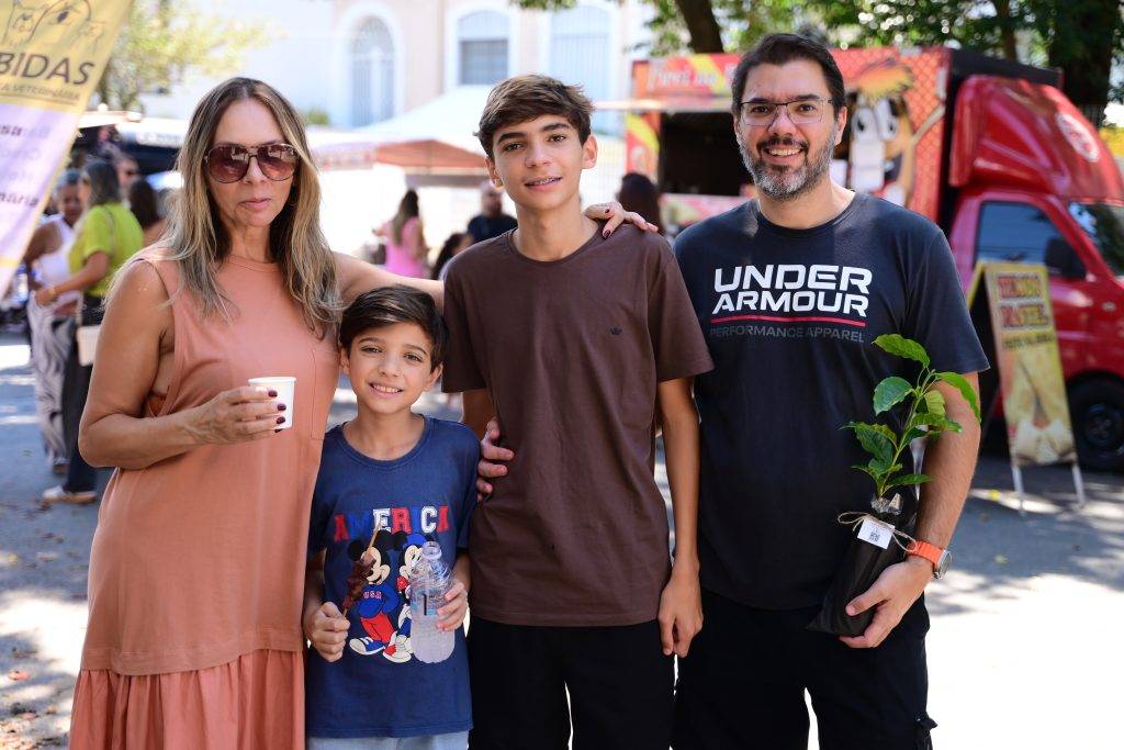 Rua de Lazer - 98 ANOS