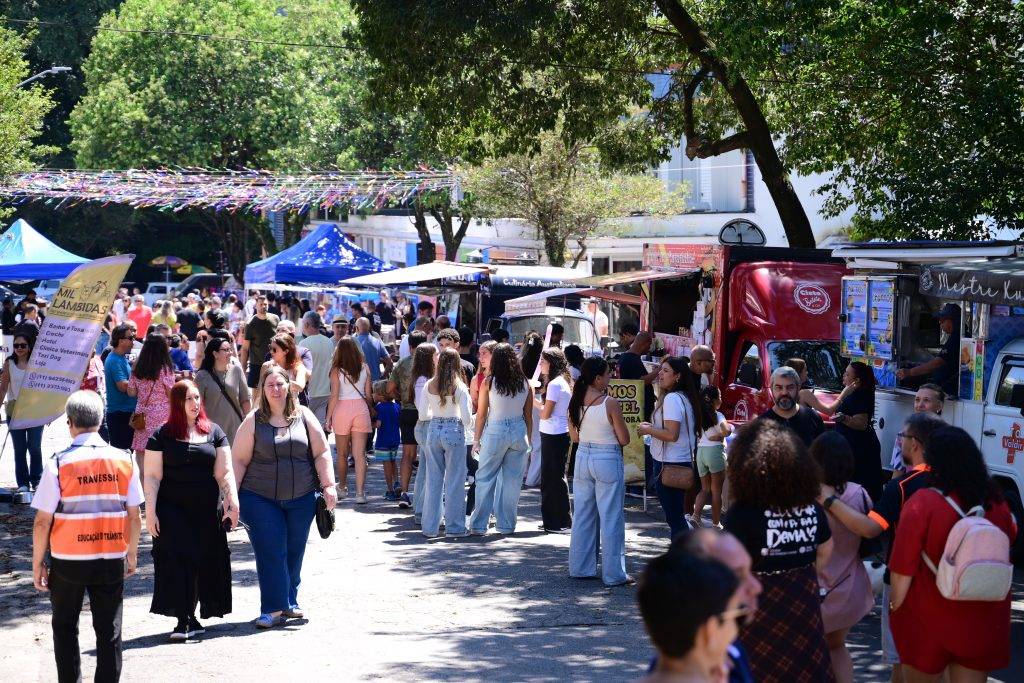 Rua de Lazer - 98 ANOS